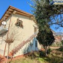 Villa indipendente plurilocale in vendita a Massa