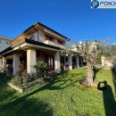 Villa indipendente quadrilocale in vendita a Massa
