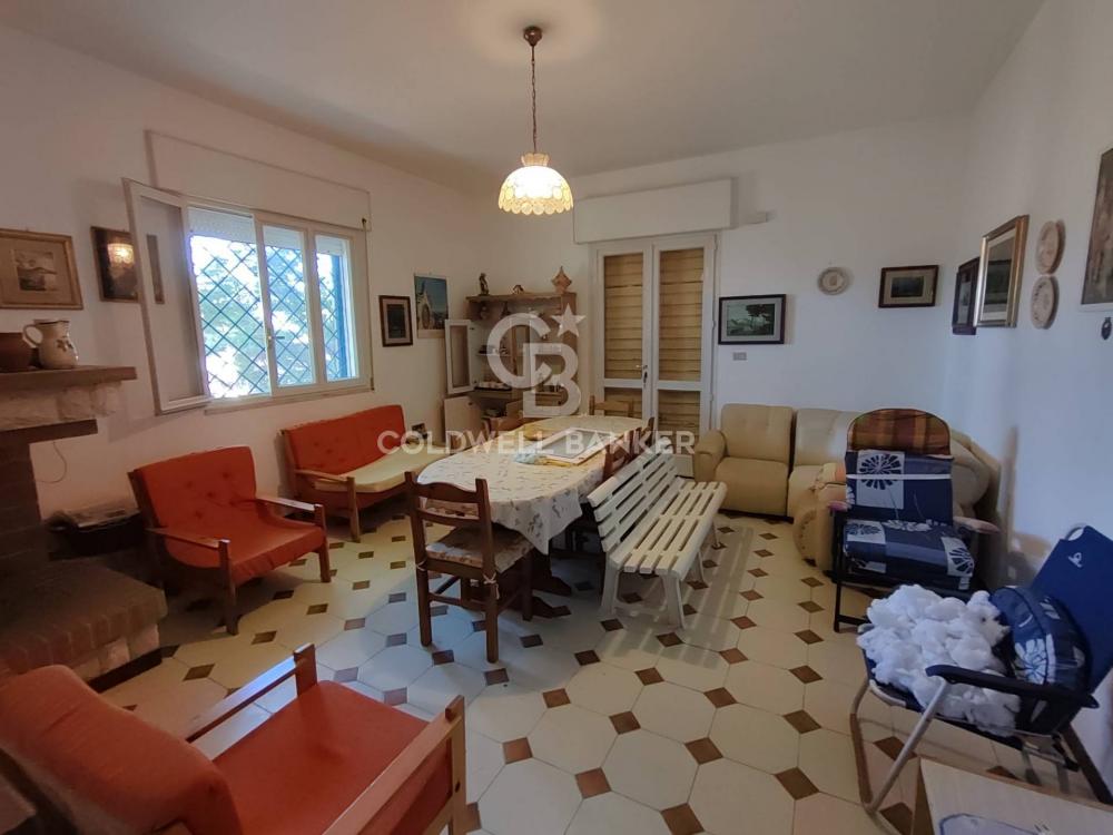 Villa indipendente plurilocale in vendita a Torchiarolo