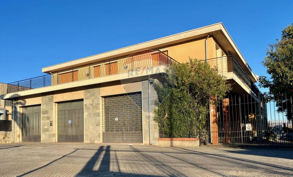 Villa plurilocale in vendita a Albenga