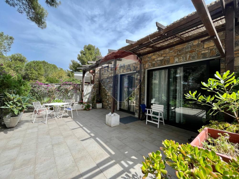 Villa plurilocale in vendita a Andora