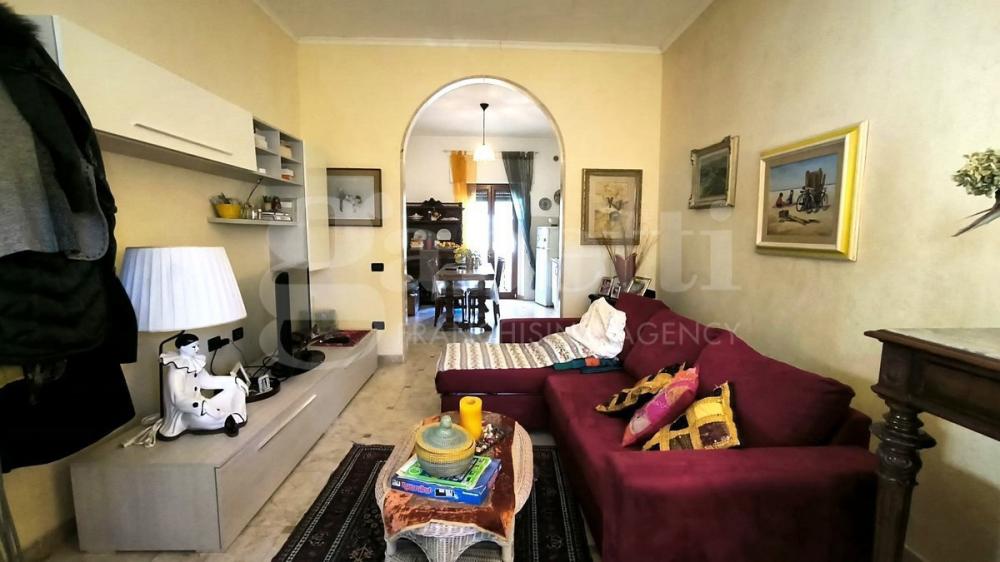 Villa plurilocale in vendita a follonica