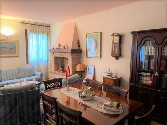 Villa indipendente plurilocale in vendita a venezia