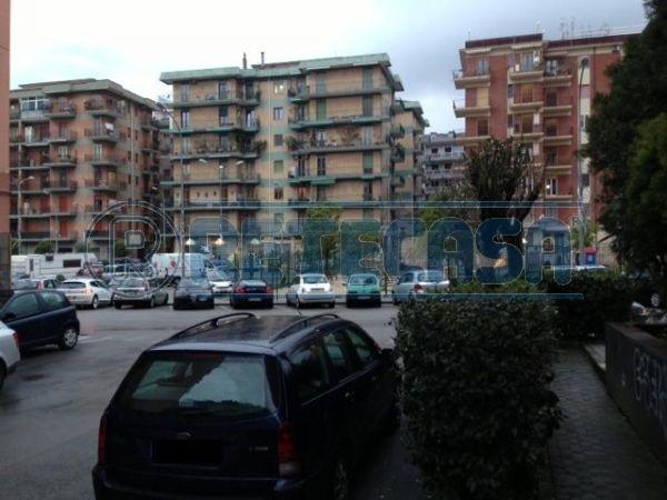 Parcheggio singolo monolocale in vendita a Torrione