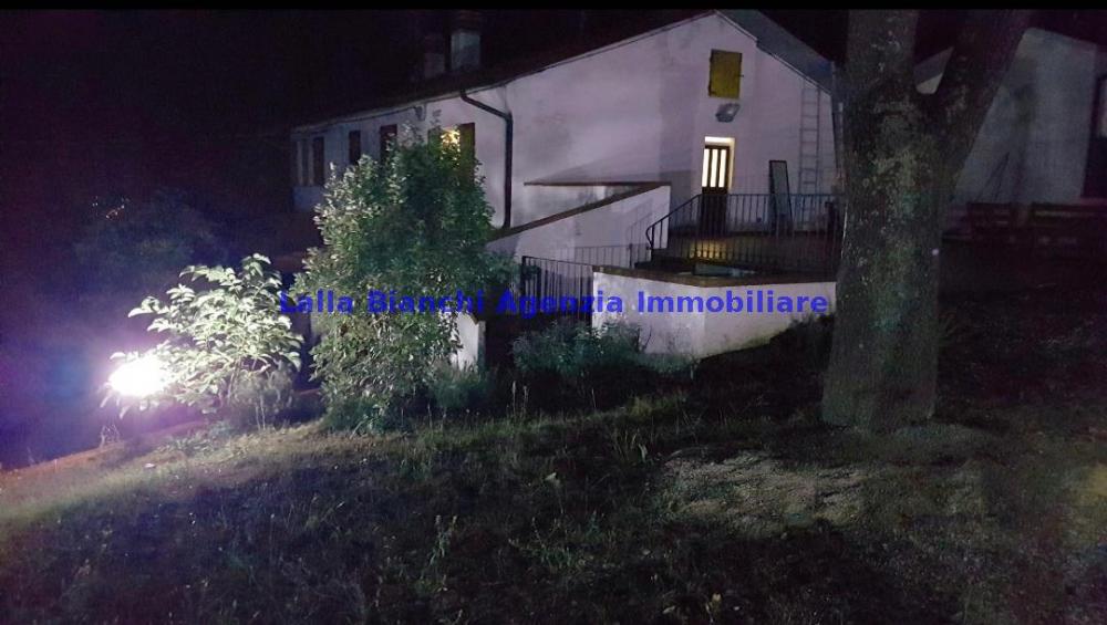 Casa plurilocale in vendita a Pesaro