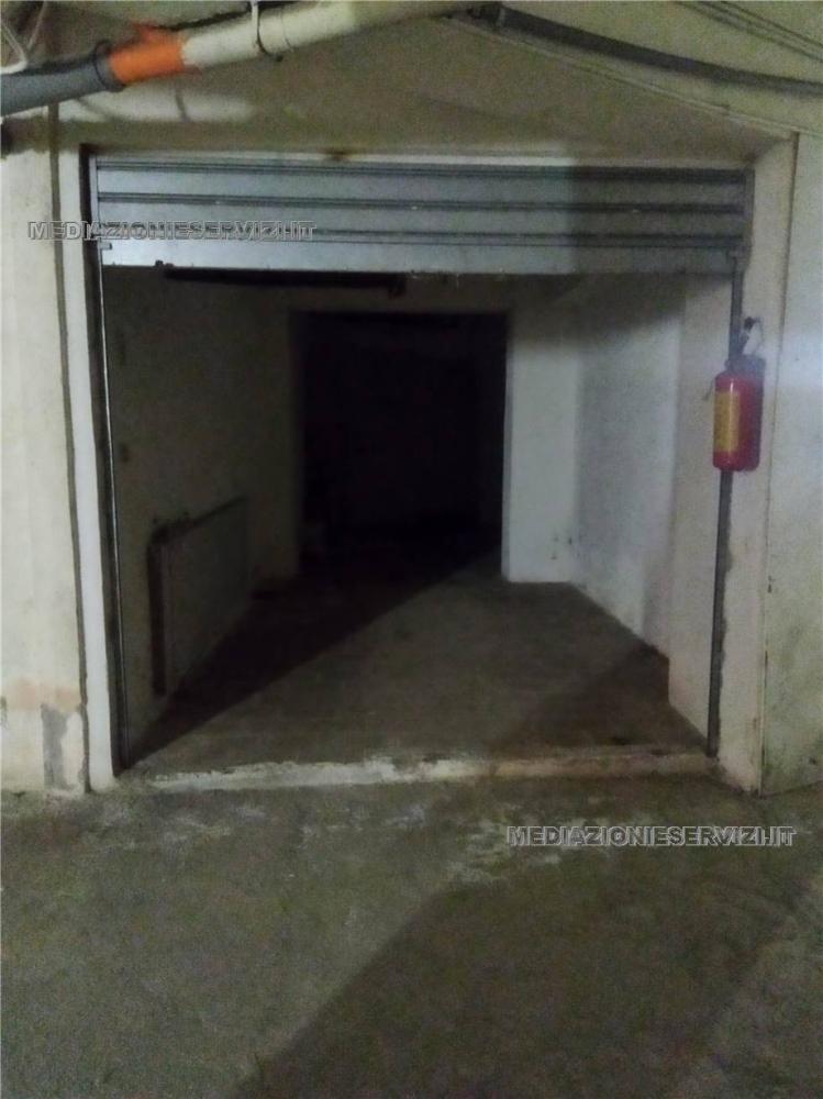 Garage monolocale in vendita a Sant'Alessio Siculo