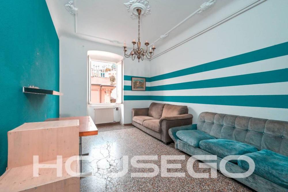 397a9fe76623e292ffe06383b41c0edd - Appartamento plurilocale in vendita a Genova