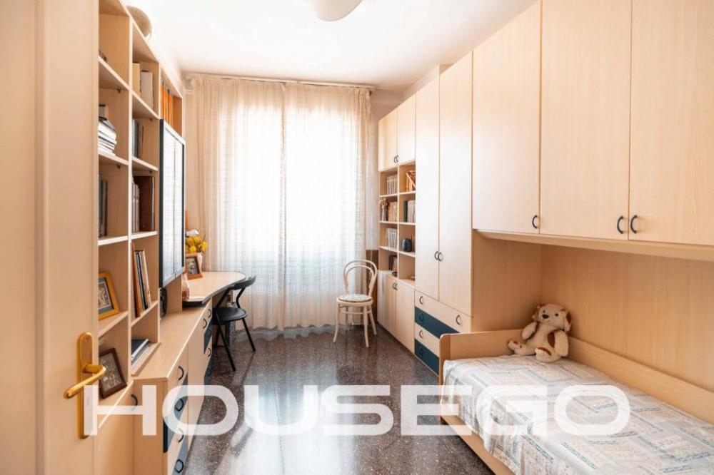 6980b0eae901a73d7a4de5d51ceade32 - Appartamento trilocale in vendita a Genova