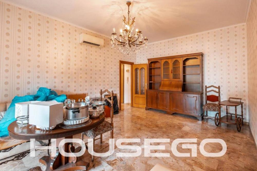 6a4ed267892c94bcc3ca702394a9349e - Appartamento trilocale in vendita a Genova