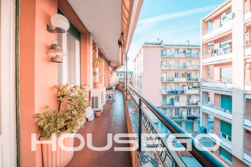 b664323e49fdb02160937d3852cf0c92 - Appartamento bilocale in vendita a Genova