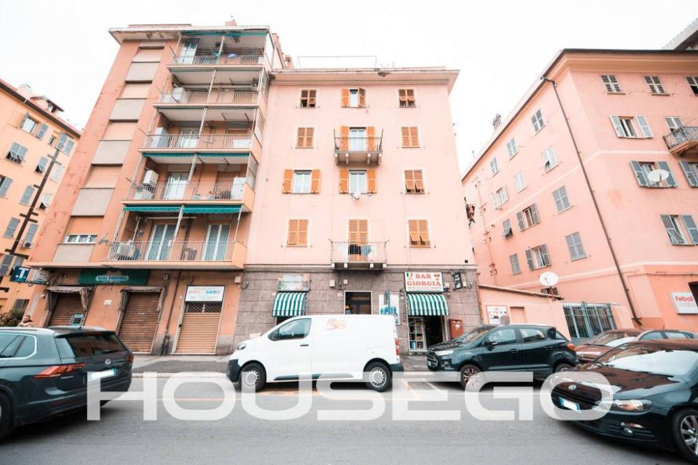 35d9c0bef44b81e5841965d1fe49a562 - Appartamento quadrilocale in vendita a Genova