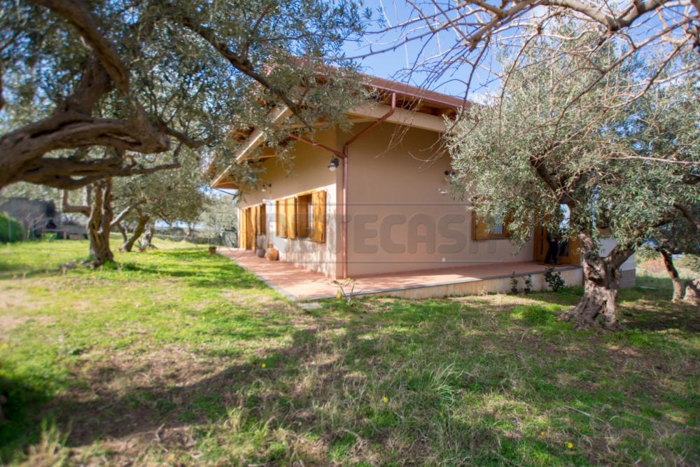 Villa indipendente plurilocale in vendita a rometta